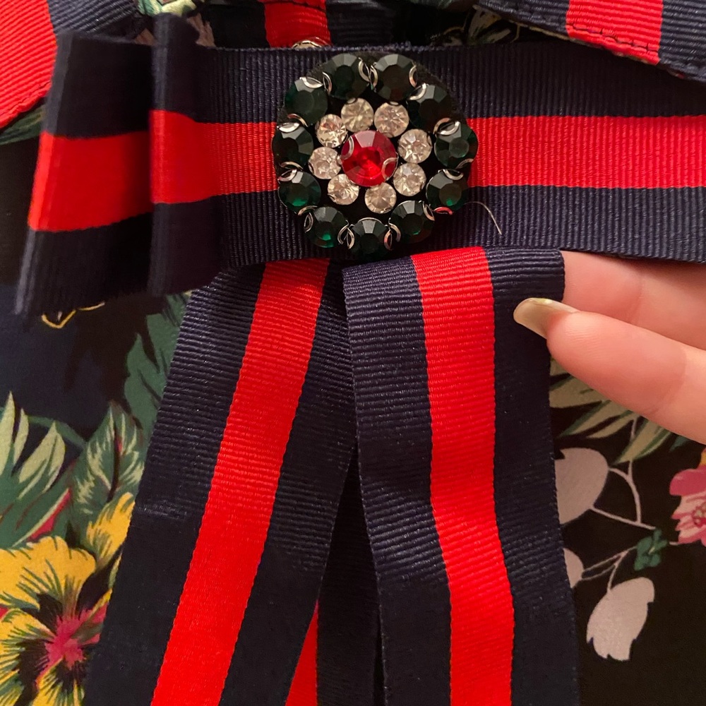 Button down blouse - Picture 3 of 3